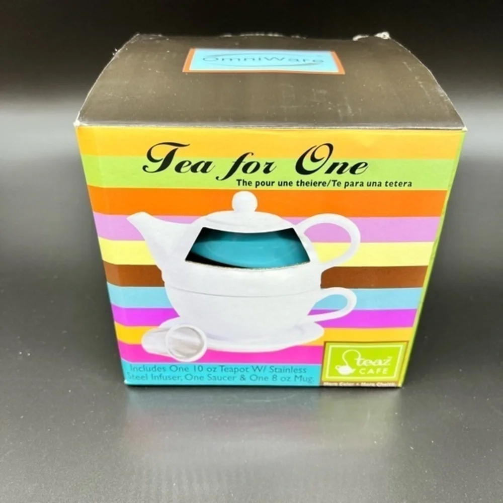 NWOT Blue Tea for one cup new in open box